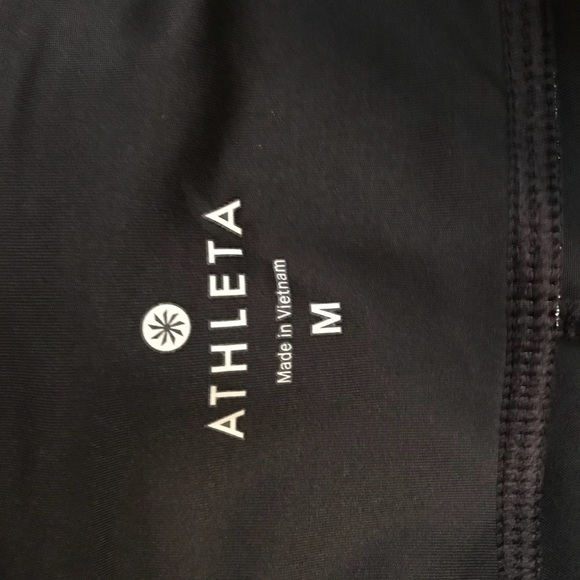Athleta floral/black workout pants - Picture 4 of 4